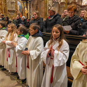 Abschlussgottesdienst im Stift Schlierbach / Foto Haijes Die Visitation im Dekanat Windischgarsten wurde mit einem festlichen Gottesdienst abgeschlossen.