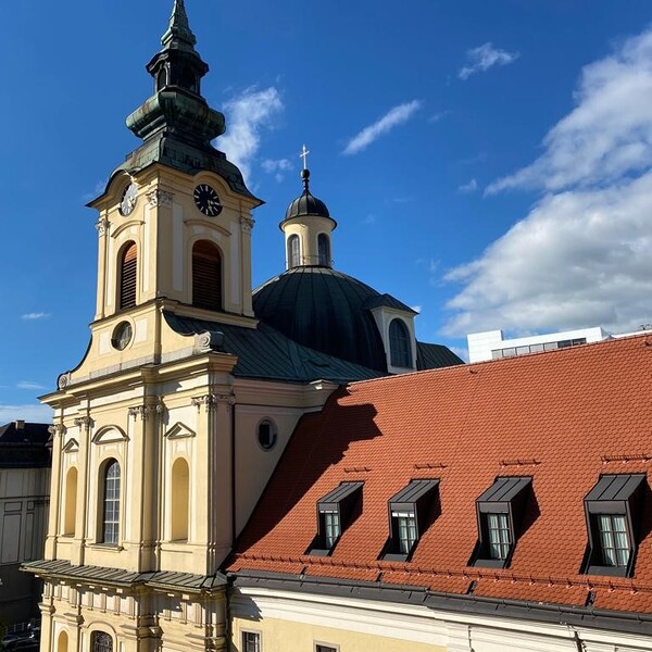 Kirche der Elisabethinen Linz / Elisabethinen Linz/ Sr. Luzia Reiter