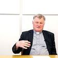 Manfred Scheuer,Interview zum 70. Geburtstag / © Diözese Linz / Hermann Wakolbinger, ? Di?zese Linz / Hermann Wakolbi Bischof Manfred Scheuer beim Interview anl?sslich seines 70. Geburtstags.