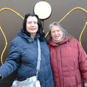 Engel-Treff auf der Landstraße