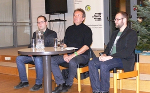 V. l.: Johannes Waslmeier (KHG), Landesrat Rudi Anschober, Martin Meindlhumer (KHG)