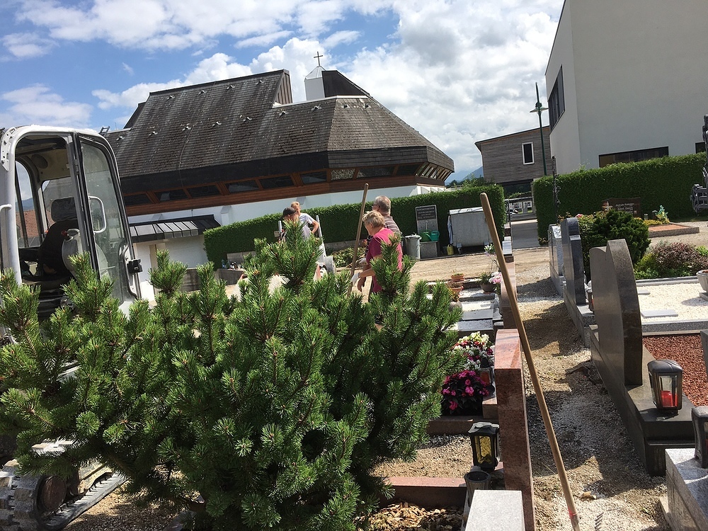 Sanierung der Friedhofswege